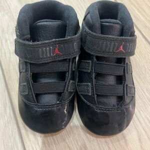 Jordan Kids Black and Red Sneakers
